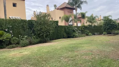 Ground Floor Apartment in Nueva Andalucía