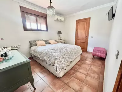 Detached Villa in Nueva Andalucía
