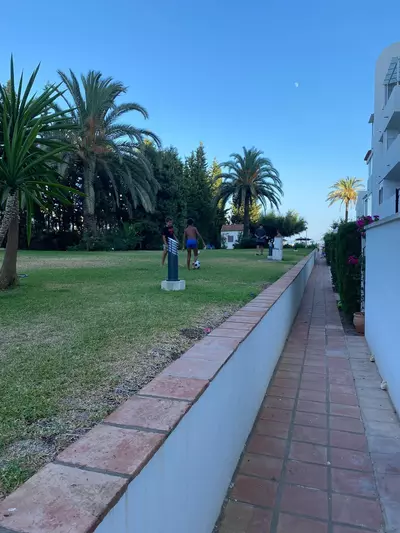 Middle Floor Apartment in Estepona
