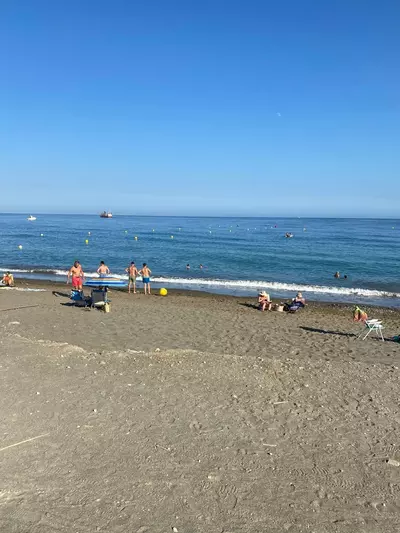 Middle Floor Apartment in Estepona