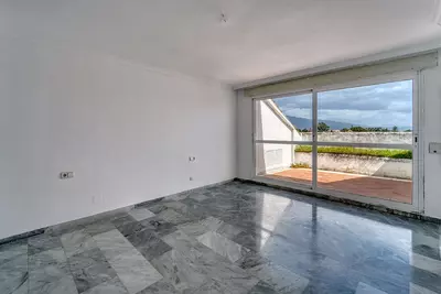 Penthouse Duplex in Guadalmina Baja