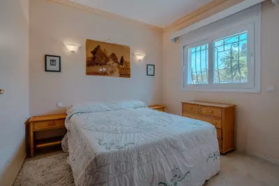 Detached Villa in El Paraiso