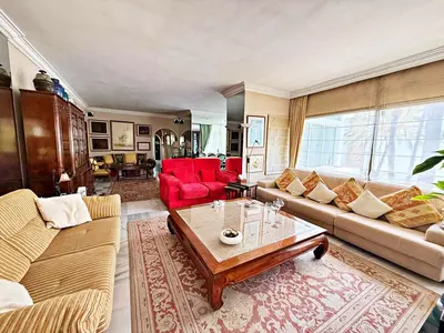 Top Floor Apartment in Puerto Banús
