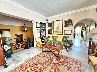 Top Floor Apartment in Puerto Banús