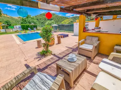 Finca - Cortijo in Casares