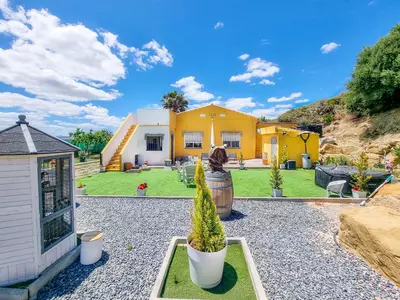 Finca - Cortijo in Casares