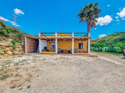 Finca - Cortijo in Casares