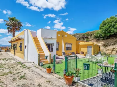 Finca - Cortijo in Casares