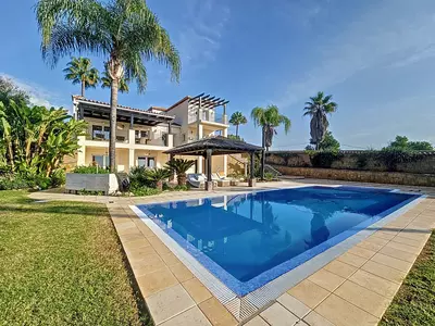 Detached Villa in Estepona