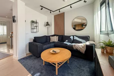 Townhouse in El Paraiso