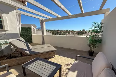 Townhouse in El Paraiso