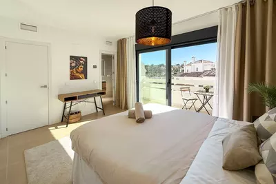 Townhouse in El Paraiso
