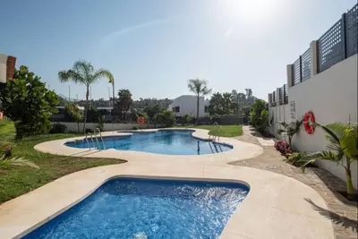 Townhouse in El Paraiso