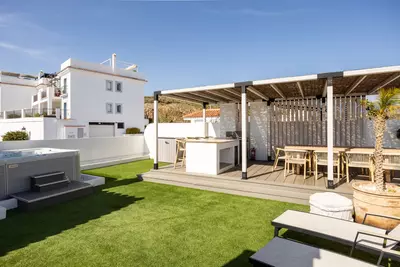Penthouse in El Paraiso