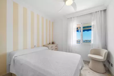 Top Floor Apartment in Puerto Banús