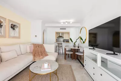 Top Floor Apartment in Puerto Banús