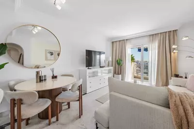 Top Floor Apartment in Puerto Banús