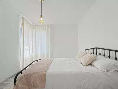 Middle Floor Apartment in Estepona