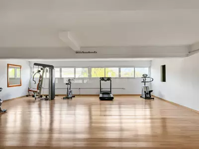 Middle Floor Apartment in Estepona