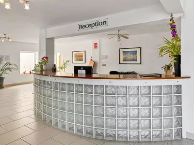 Middle Floor Apartment in Estepona