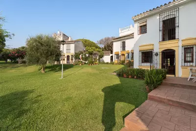 Townhouse in Elviria