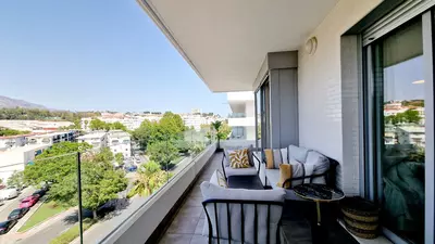 Middle Floor Apartment in Nueva Andalucía