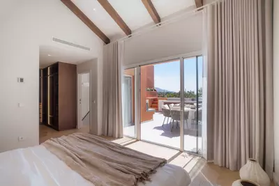 Penthouse Duplex in Nueva Andalucía