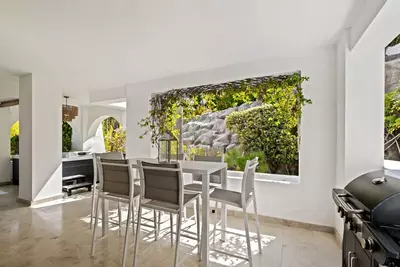 Ground Floor Apartment in Marbella