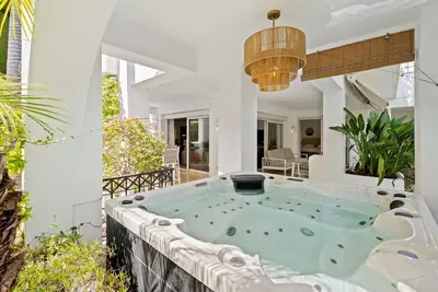 Ground Floor Apartment in Marbella