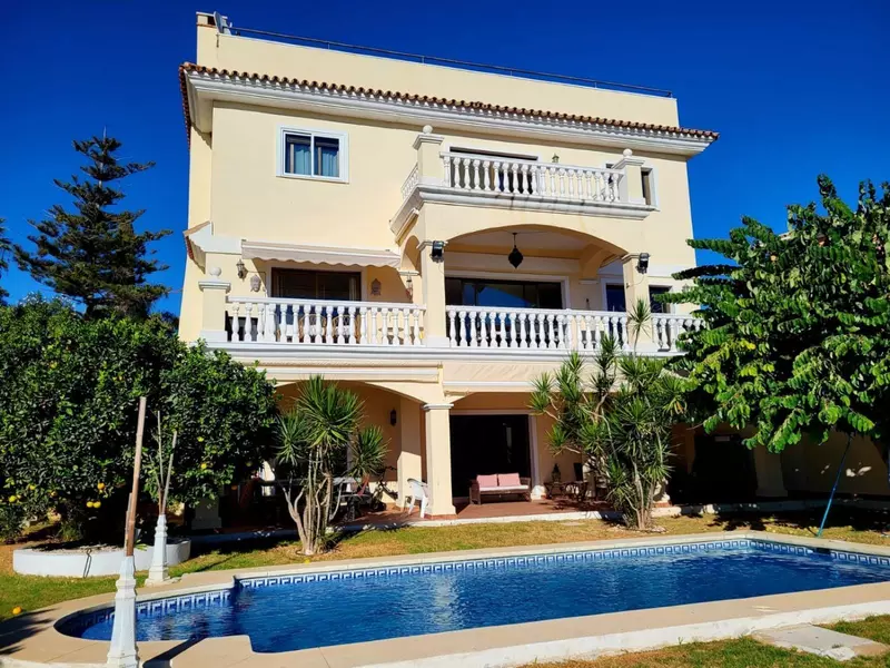 Detached Villa in Marbella