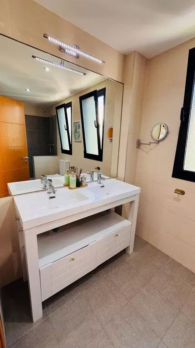 Middle Floor Apartment in Selwo
