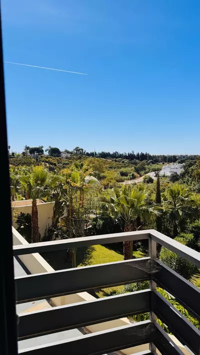 Middle Floor Apartment in Selwo
