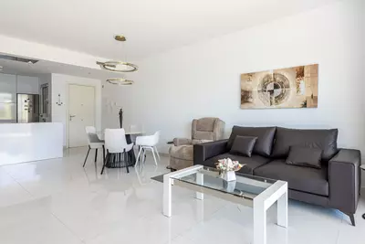 Ground Floor Apartment in Bel Air