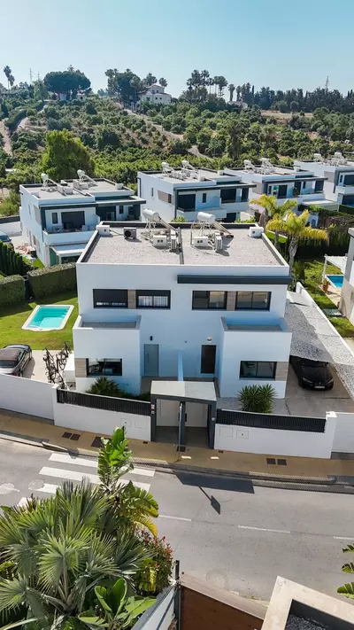 Semi-Detached House in Selwo