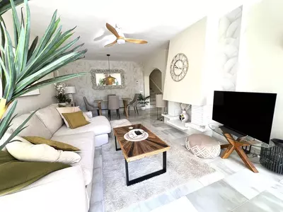 Duplex in El Paraiso