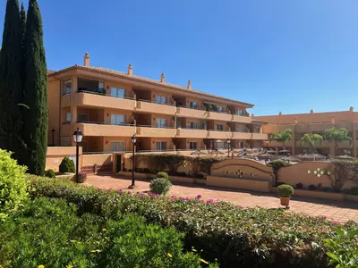 Middle Floor Apartment in Elviria