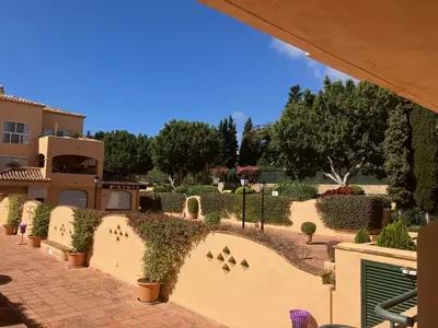 Middle Floor Apartment in Elviria