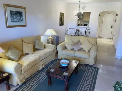 Middle Floor Apartment in Elviria
