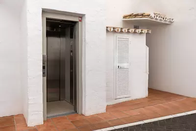 Middle Floor Apartment in Puerto Banús