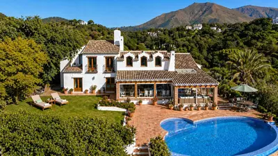 Finca - Cortijo in Casares