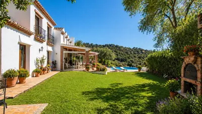 Finca - Cortijo in Casares