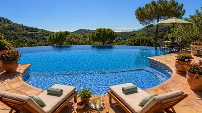 Finca - Cortijo in Casares