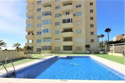 Middle Floor Apartment in Estepona