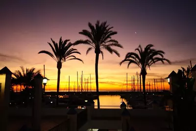 Middle Floor Apartment in Estepona