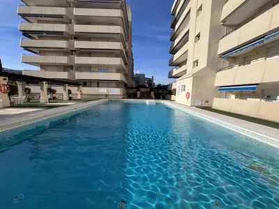 Middle Floor Apartment in Puerto Banús