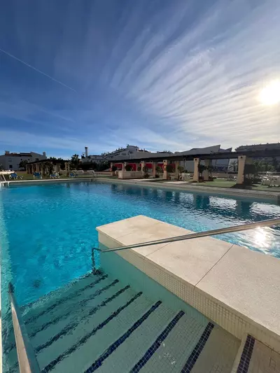 Middle Floor Apartment in Puerto Banús