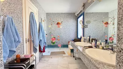 Middle Floor Apartment in Marbella