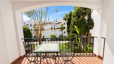 Middle Floor Apartment in Atalaya