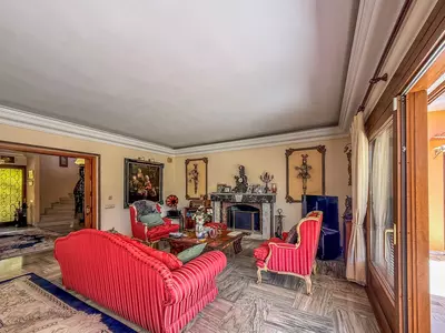 Detached Villa in El Paraiso