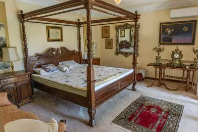 Detached Villa in El Paraiso